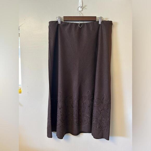 Marks and Spencer embroidered skirt - Picture 1 of 6